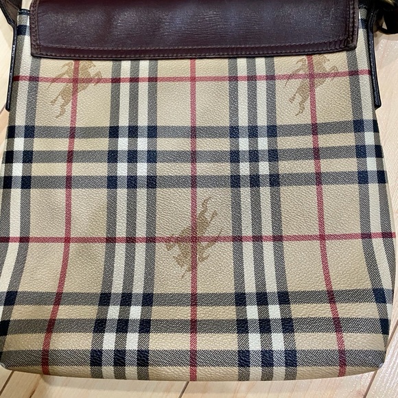 Burberry unisex messenger bag - Picture 5 of 12